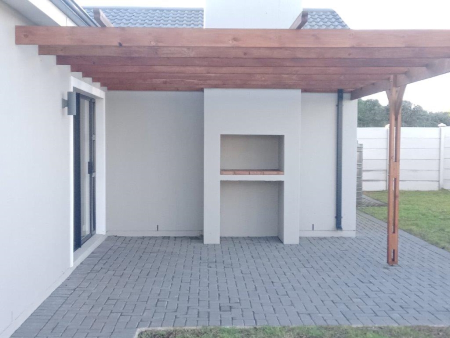 3 Bedroom Property for Sale in Paradise Beach Eastern Cape
